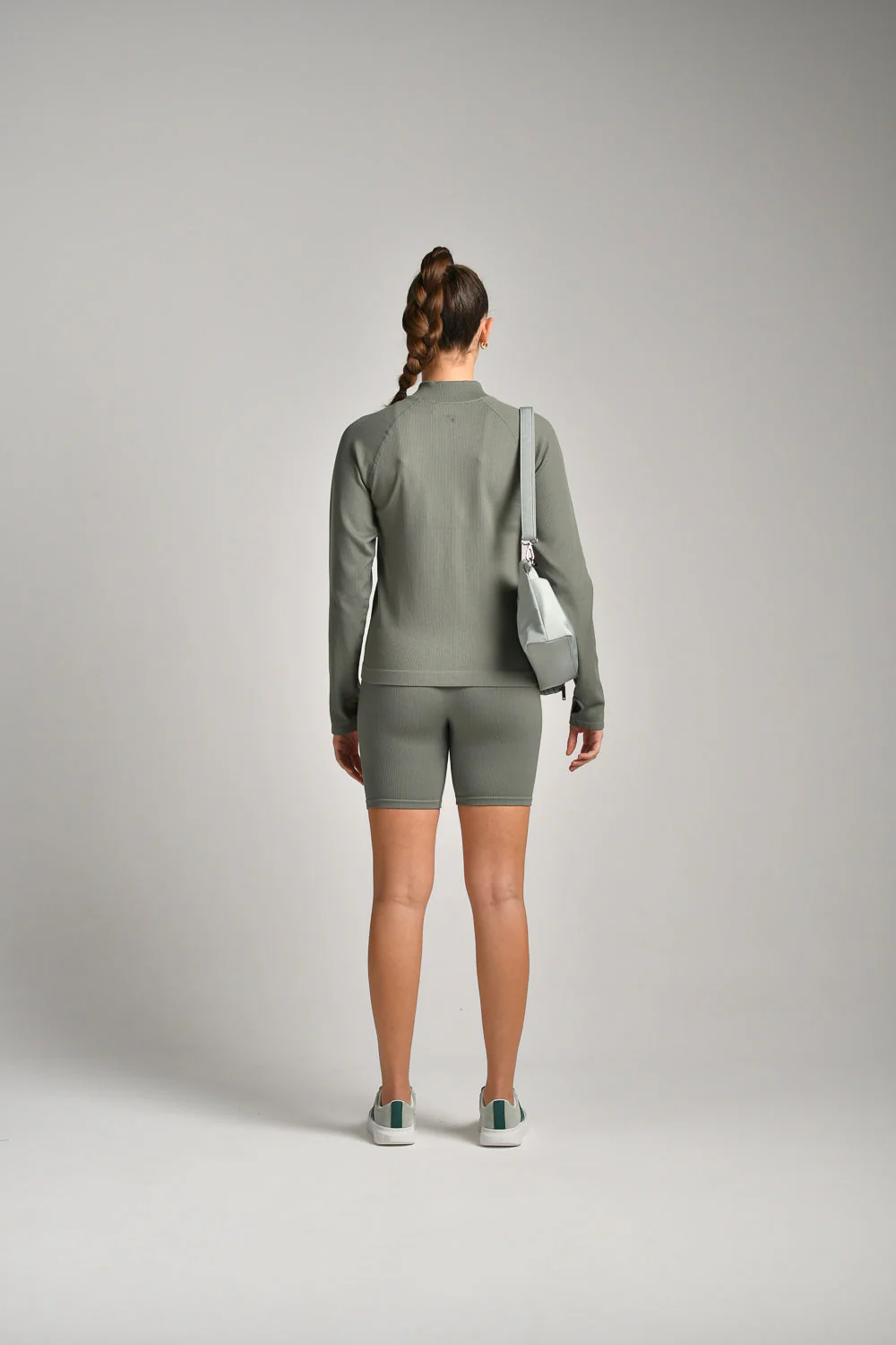 טישירט בגזרה קלאסית עם כיתוב | קנת קול - Image 4