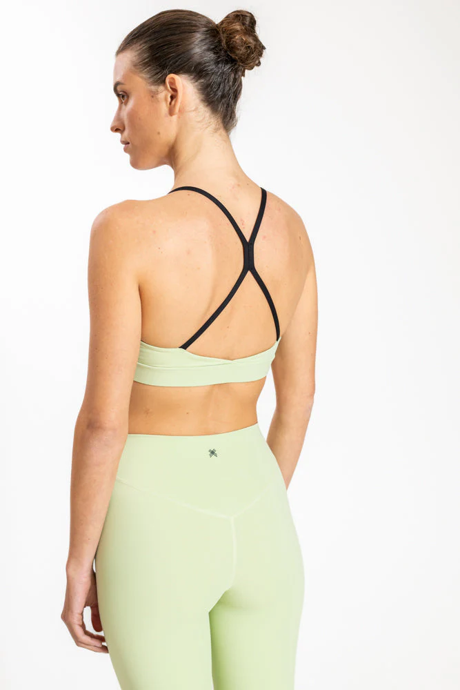 טופ אימון לנשים X Back Top בצבע ירוק בהיר - Image 5